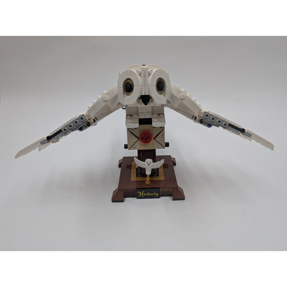 LEGO Harry Potter Hedwig the Owl 75979 Mechanical Flapping Wings Display Model - Picture 2 of 6